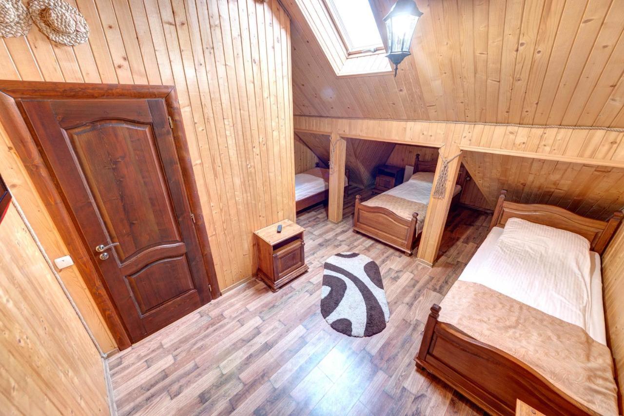 Milli & Jon Hotel Bukovel Exterior foto
