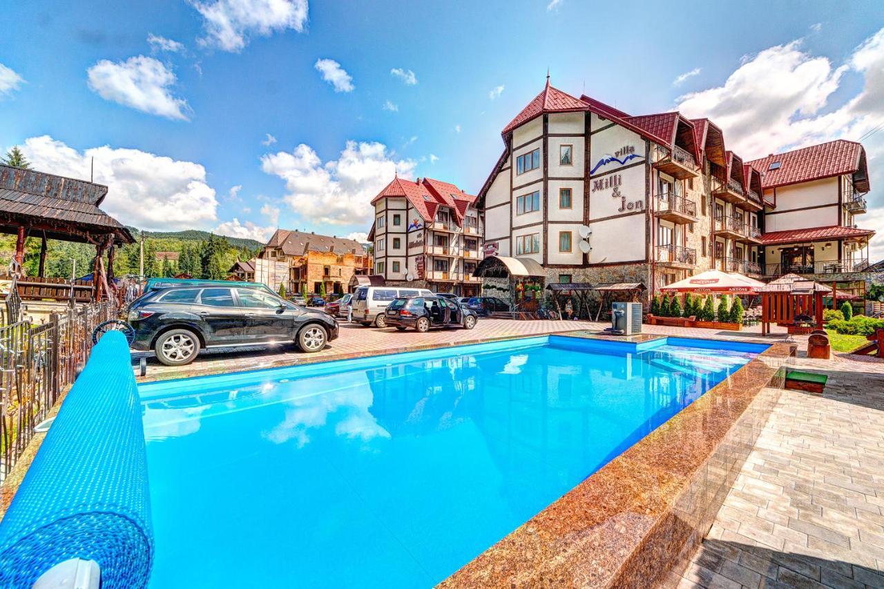 Milli & Jon Hotel Bukovel Exterior foto